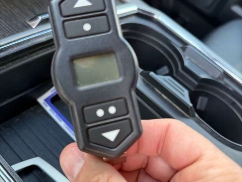 Used 2020 Ford F250 Lariat image 10