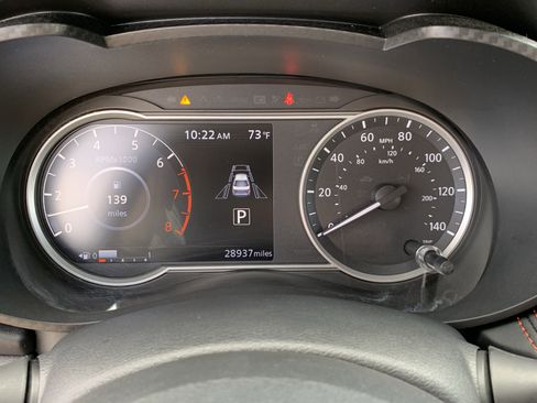 Used 2025 Nissan Versa SR w/ Trunk Package FWD image 25