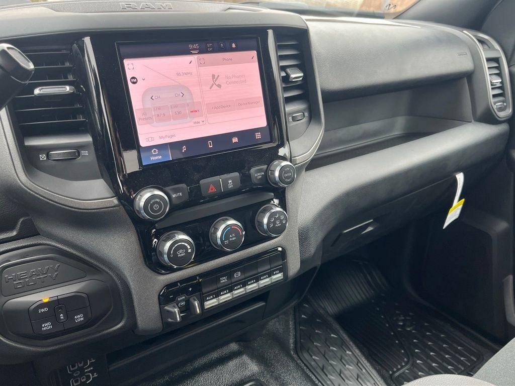 New 2025 RAM 5500 Tradesman AWD/4WD image 15