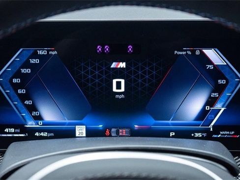 New 2026 BMW X5 M60i image 2