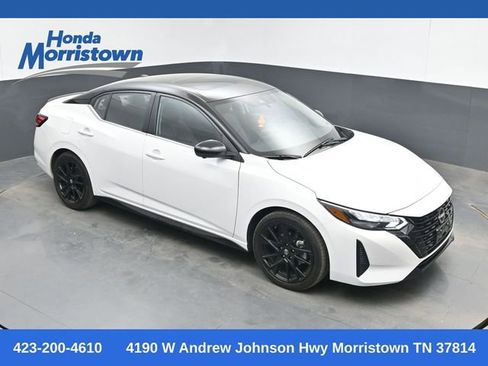 Used 2025 Nissan Sentra SR w/ SR Premium Package image 1