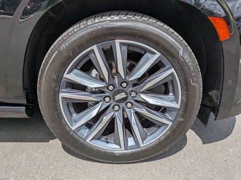 Used 2022 Cadillac Escalade Sport w/ Touring Package AWD/4WD image 11