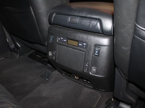 Used 2018 Nissan Armada Platinum w/ Cargo Package image 35