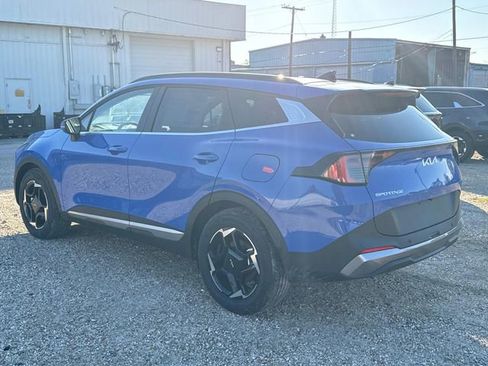 New 2026 Kia Sportage EX w/ EX Panorama Roof Package FWD image 6