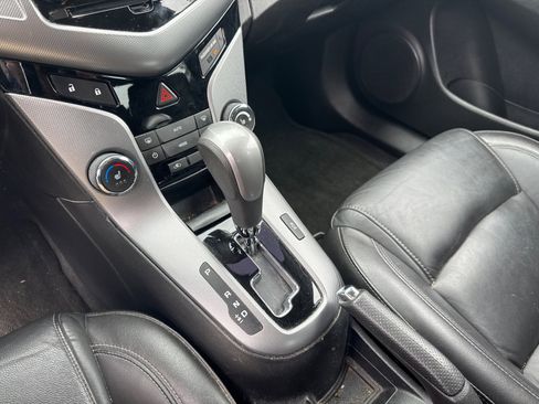 Used 2014 Chevrolet Cruze LTZ w/ RS Package FWD image 28