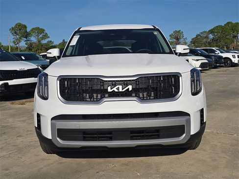 New 2025 Kia Telluride LX image 3