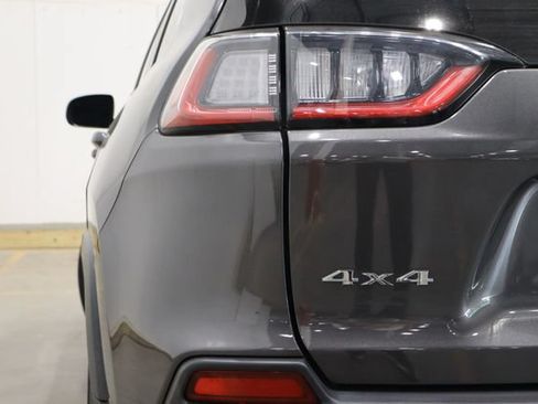 Used 2021 Jeep Cherokee Latitude Lux w/ Comfort/Convenience Group AWD/4WD image 44