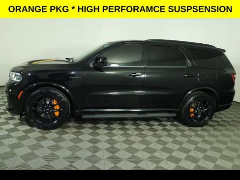 Used 2023 Dodge Durango R/T w/ Hemi Orange Plus Package AWD/4WD image 5