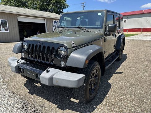 Used 2016 Jeep Wrangler Unlimited Sport AWD/4WD image 12