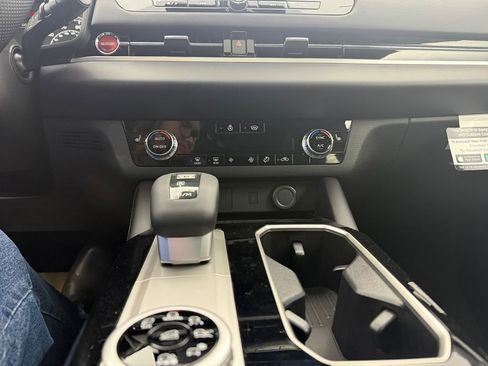 New 2026 Mitsubishi Outlander AWD image 22