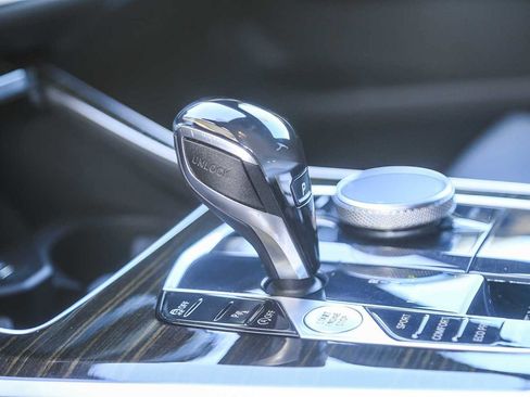 Used 2020 BMW X5 sDrive40i image 19