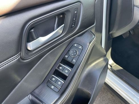 Used 2022 Nissan Rogue SL w/ SL Premium Package image 27