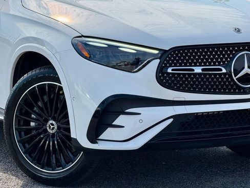 Used 2023 Mercedes-Benz GLC 300 image 11