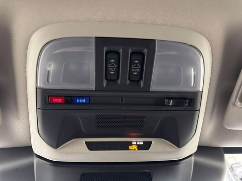 Certified 2025 Subaru Crosstrek 2.0i Premium image 22