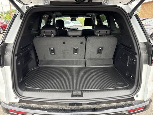 Used 2024 GMC Acadia Denali w/ LPO, Floor Liner Package AWD/4WD image 48