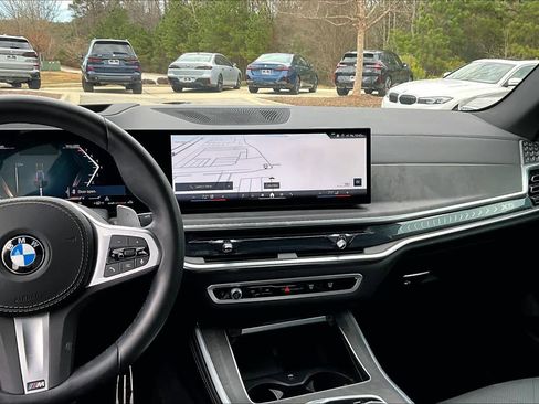 Certified 2025 BMW X5 xDrive40i image 7