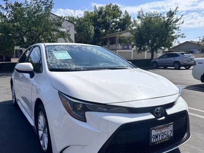 Used 2020 Toyota Corolla LE w/ LE Premium Package