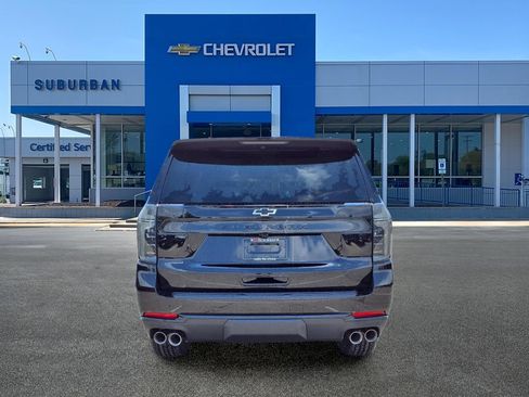 New 2026 Chevrolet Suburban Z71 w/ Comfort Package AWD/4WD image 5