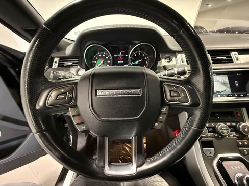 Used 2017 Land Rover Range Rover Evoque HSE Dynamic image 35