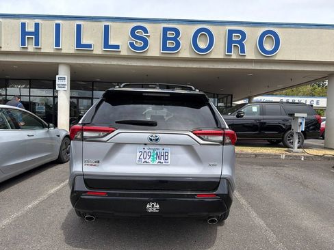 Used 2021 Toyota RAV4 XSE w/ Premium Package AWD/4WD image 6