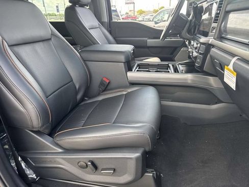 New 2026 Ford F250 Lariat w/ Black Appearance Package AWD/4WD image 11