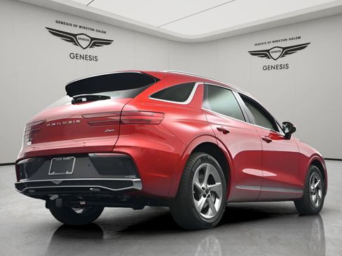 New 2026 Genesis GV70 2.5T Select image 14