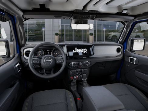 New 2025 Jeep Gladiator Sport AWD/4WD image 15