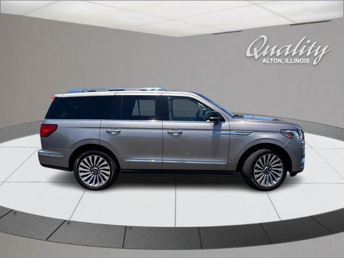 Used 2020 Lincoln Navigator Reserve w/ Luxury Package AWD/4WD image 3