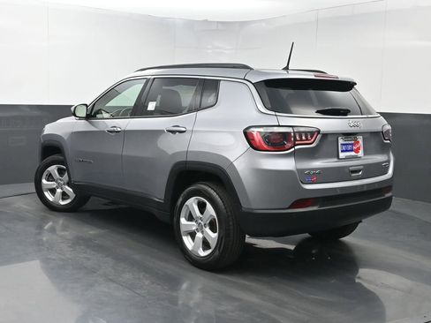 Used 2018 Jeep Compass Latitude w/ Safe & Security Group image 20