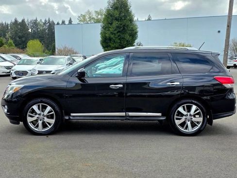 Used 2016 Nissan Pathfinder Platinum AWD/4WD image 4