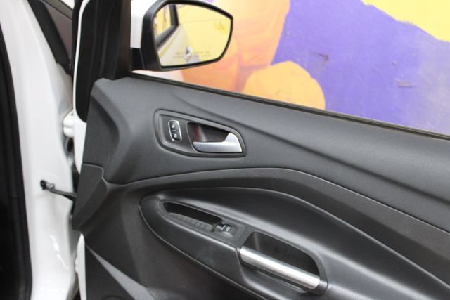 Used 2017 Ford Escape Titanium AWD/4WD image 11