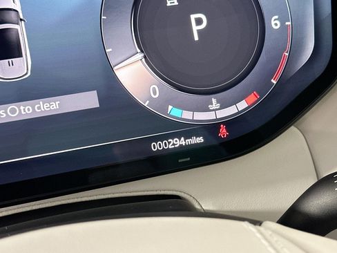 Used 2026 Land Rover Range Rover Sport Dynamic SE image 12