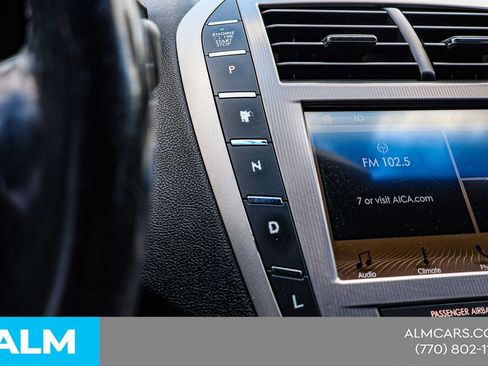 Used 2017 Lincoln MKZ Premiere FWD image 33