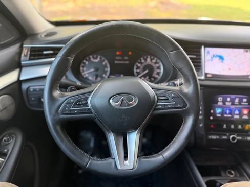 Used 2019 INFINITI QX50 Essential w/ Premium Heat Package FWD image 24