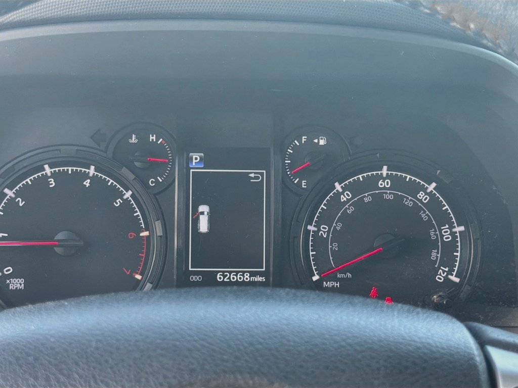 Used 2020 Toyota 4Runner SR5 Premium w/ Moonroof Package AWD/4WD image 12