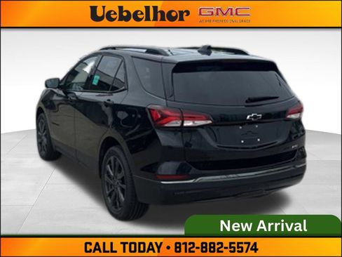 Used 2023 Chevrolet Equinox RS AWD/4WD image 8