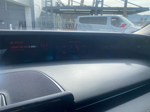 Used 2024 Lincoln Nautilus Reserve w/ Equipment Group 202A image 16