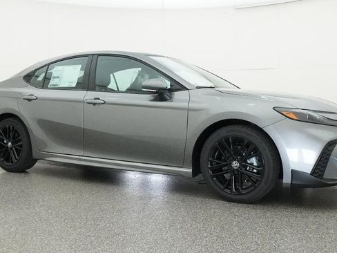 New 2026 Toyota Camry SE image 23