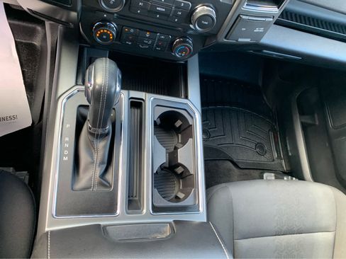 Used 2018 Ford F150 XLT w/ Equipment Group 302A Luxury image 19