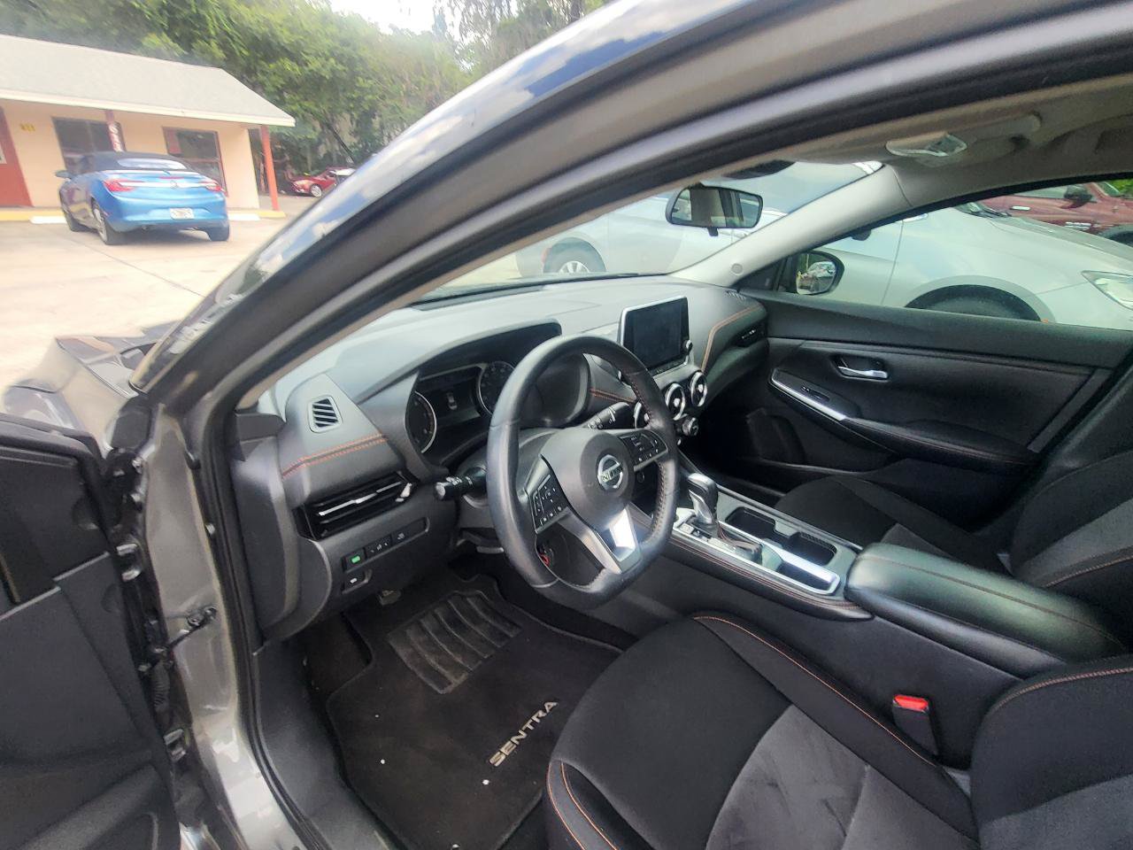 Used 2021 Nissan Sentra SR FWD image 29