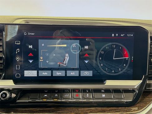 Used 2023 GMC Sierra 1500 Elevation image 37