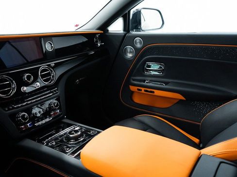 Used 2025 Rolls-Royce Spectre w/ Spectre Launch Package image 25