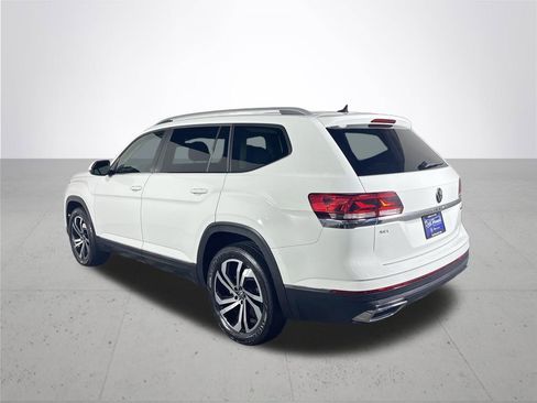Certified 2022 Volkswagen Atlas SEL image 9