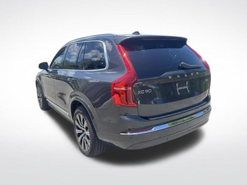 Used 2025 Volvo XC90 B5 Core w/ Protection Package Premier AWD/4WD image 5