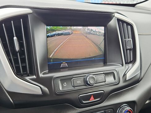 Used 2021 GMC Terrain SLE w/ Driver Convenience Package FWD image 17