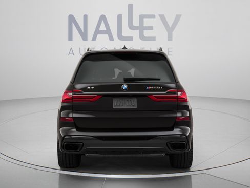 Used 2022 BMW X7 M50i w/ Dynamic Handling Package AWD/4WD image 3