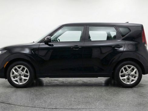 Used 2025 Kia Soul LX w/ LX Technology Package FWD image 5