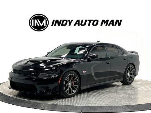 Used 2016 Dodge Charger SRT w/ Technology Group image 8