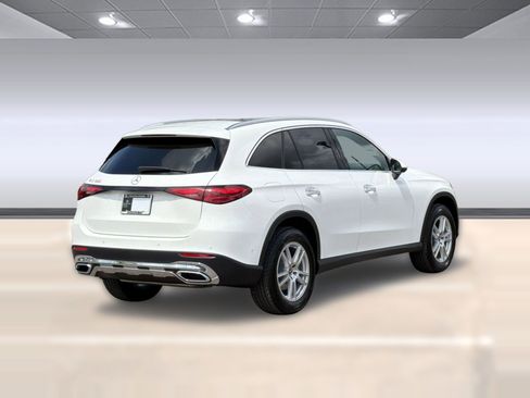 New 2026 Mercedes-Benz GLC 300 image 8