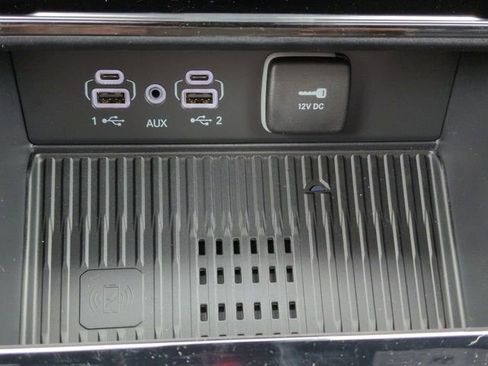 New 2026 Jeep Grand Cherokee Altitude RWD image 21